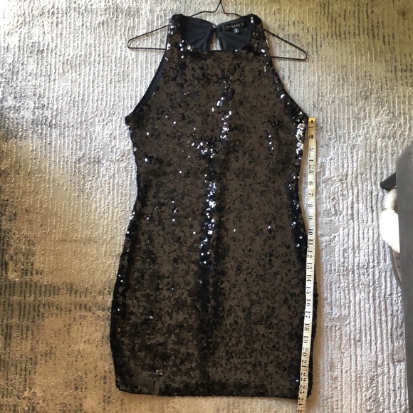 Dynamite Sequin Dress - Picture 3 of 7